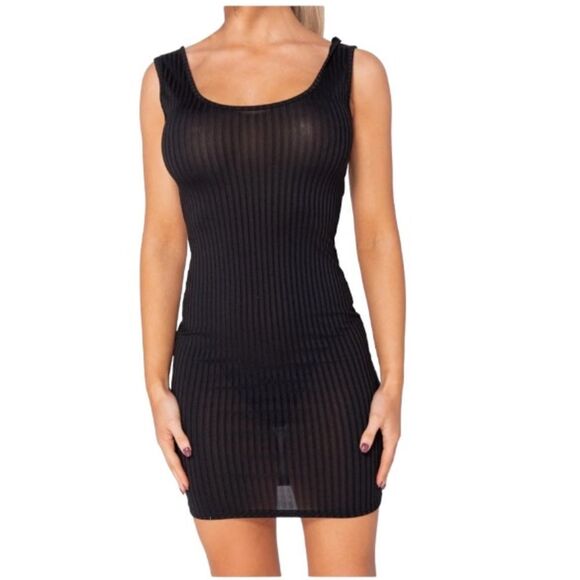 superdown Dresses & Skirts - SuperDown Black Rib Knit Scoop Neck Mini Dress Size Medium